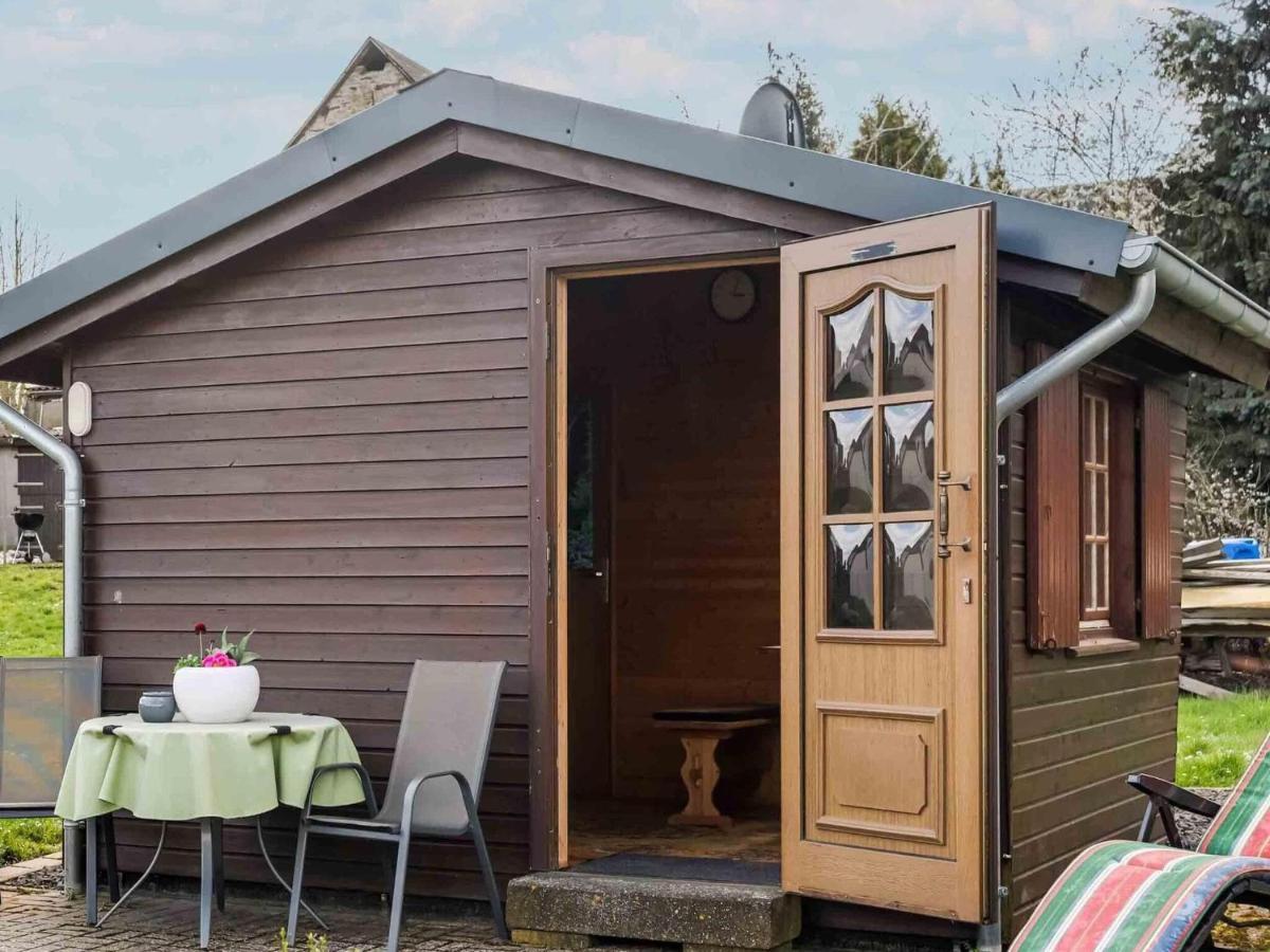 Holiday Home In The Eifel-Mosel With Garden Roes Exterior photo